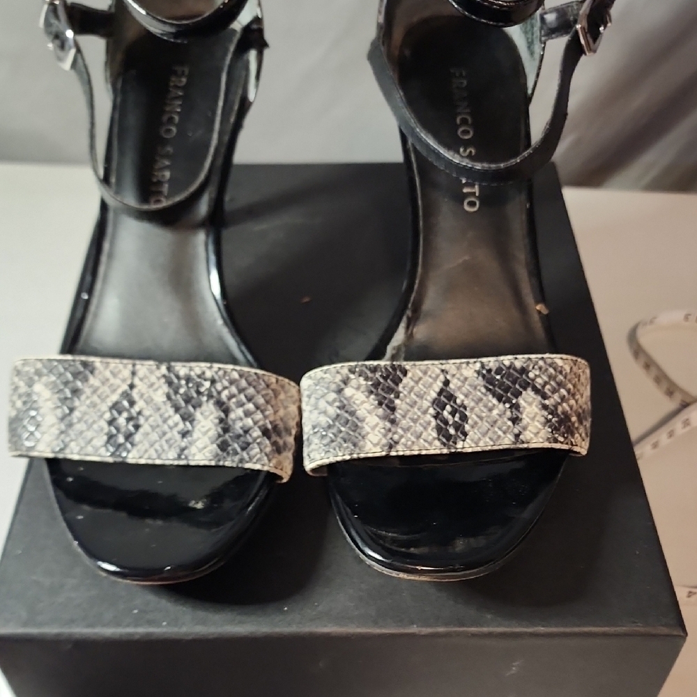 Franco Sarto Black and Gray Heels Elegant Design